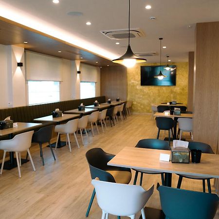 Hospedium Hotel Triana Miajadas エクステリア 写真
